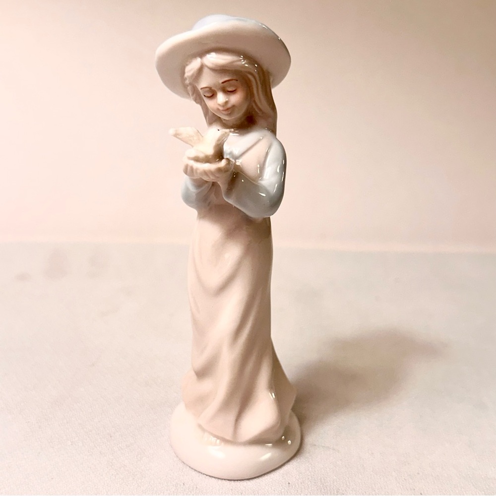 Beautiful Porcelain Girl With Dove Figurine 6" Tall. Vintage Cute Grandma Core